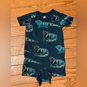 Tea Shortall Iguana print